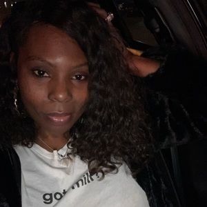 Meet your Posher, Taneisha